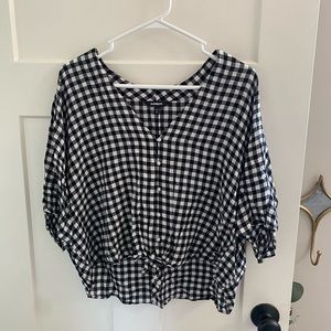 Black gingham, tie front shirt. Bought from Express, size medium. Front tie.